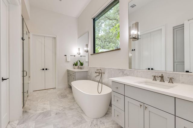 803 Norwalk LN, Austin, TX 78703