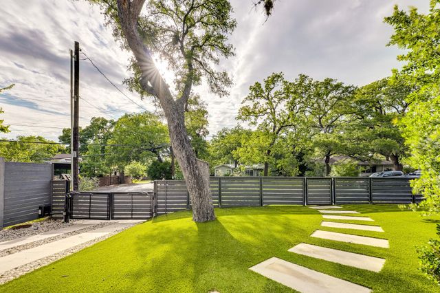 803 Norwalk LN, Austin, TX 78703