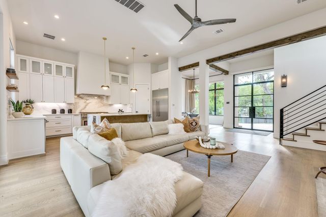 803 Norwalk LN, Austin, TX 78703