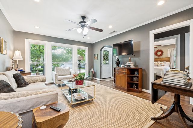 8819 Santa Clara Drive, Dallas, TX 75218