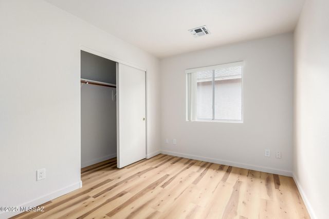 10120 E Paseo San Ardo, Tucson, AZ 85747