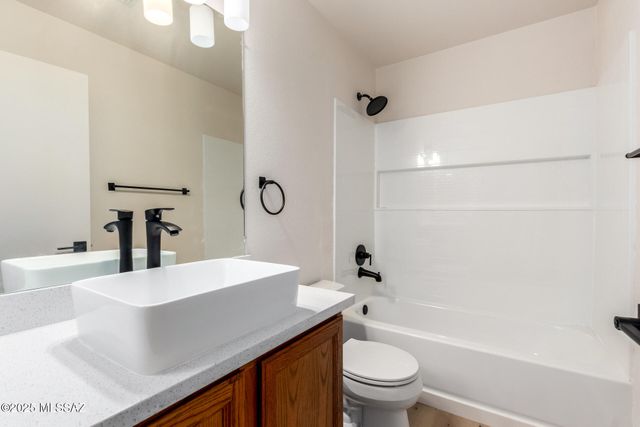 10120 E Paseo San Ardo, Tucson, AZ 85747