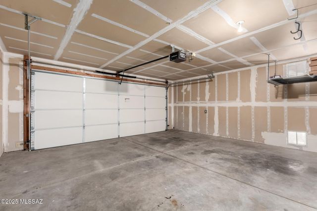 10120 E Paseo San Ardo, Tucson, AZ 85747