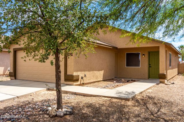 10120 E Paseo San Ardo, Tucson, AZ 85747