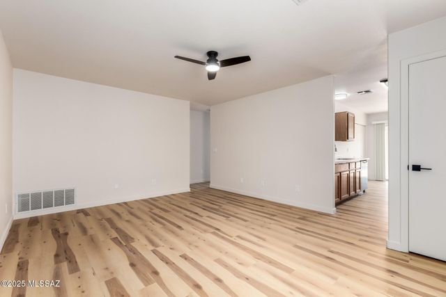 10120 E Paseo San Ardo, Tucson, AZ 85747