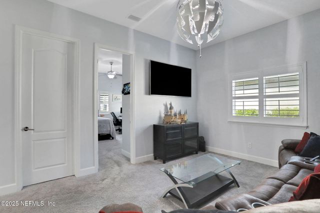 195 MANOR Lane, St. Johns, FL 32259