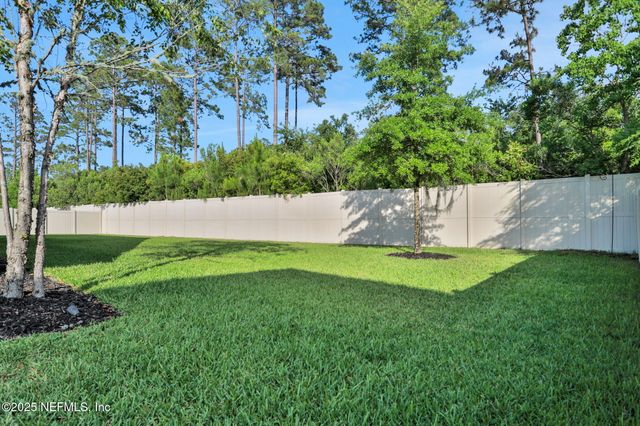 195 MANOR Lane, St. Johns, FL 32259