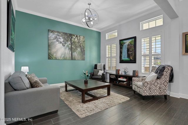 195 MANOR Lane, St. Johns, FL 32259