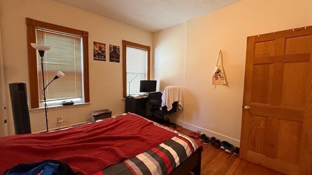 26 Darling 1, Boston, MA 02120