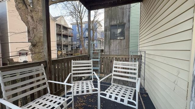 26 Darling 1, Boston, MA 02120