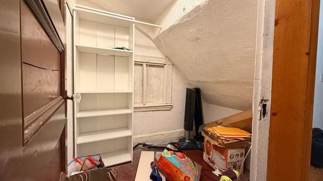 26 Darling 1, Boston, MA 02120