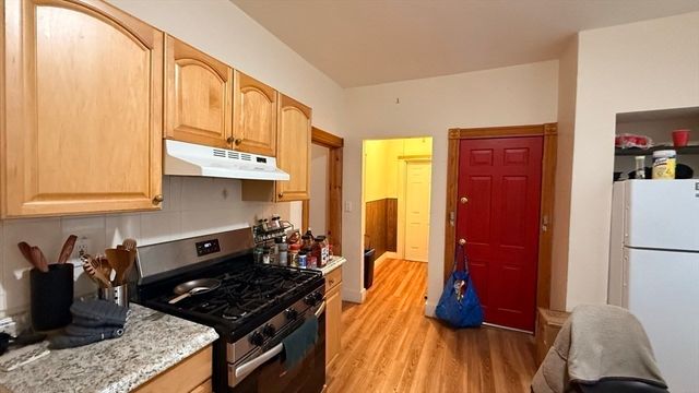 26 Darling 1, Boston, MA 02120