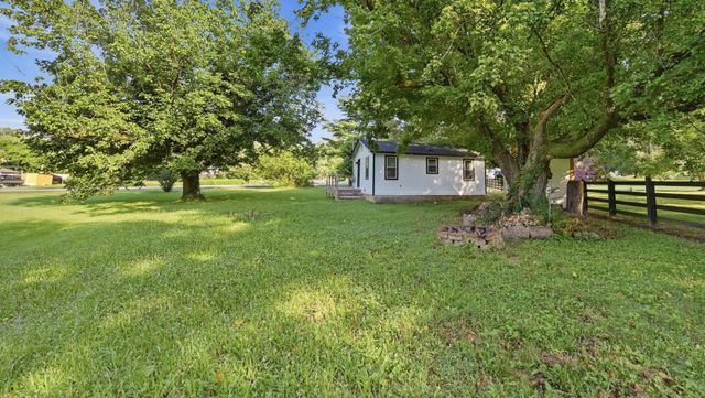 7744 N Dent Road, Hixson, TN 37343