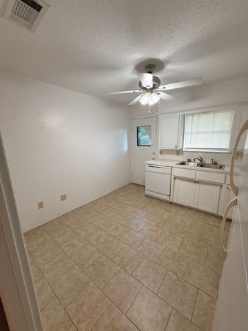 1600 West Lane 10, Canton, TX 75103