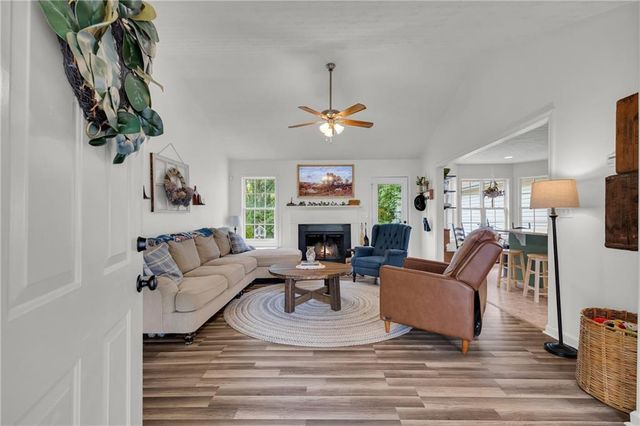 1728 Riveredge Walk, Loganville, GA 30052