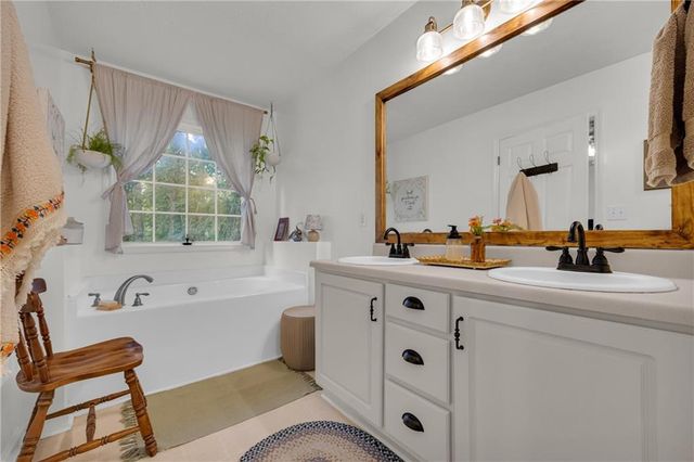 1728 Riveredge Walk, Loganville, GA 30052