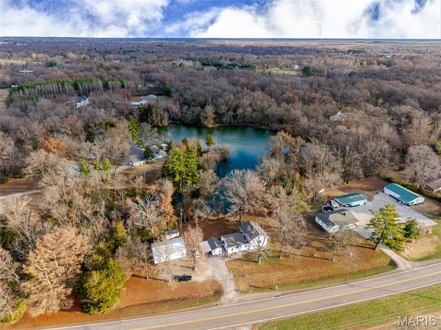 3640 State Route 15, Freeburg, IL 62243