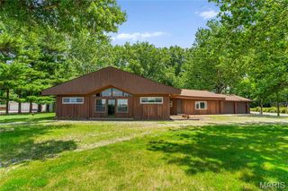 1021 Otter Road, Trenton, IL 62293