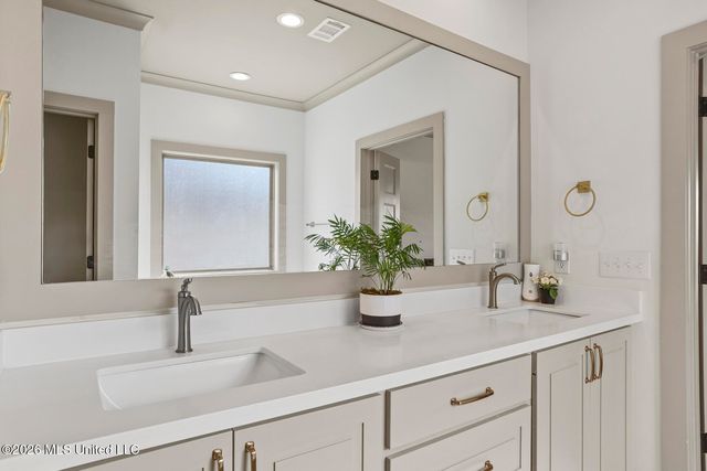 589 E Park Street, Canton, MS 39046