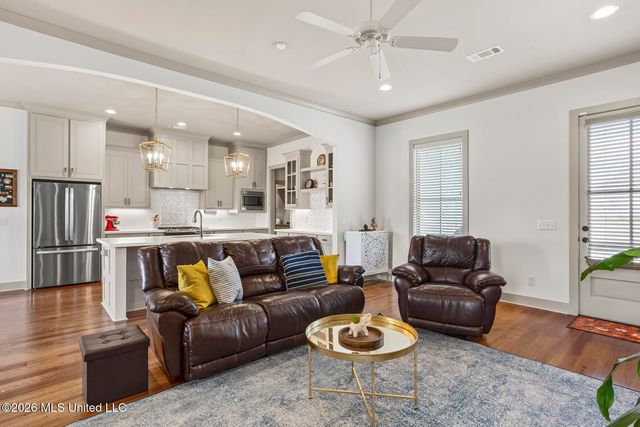 589 E Park Street, Canton, MS 39046