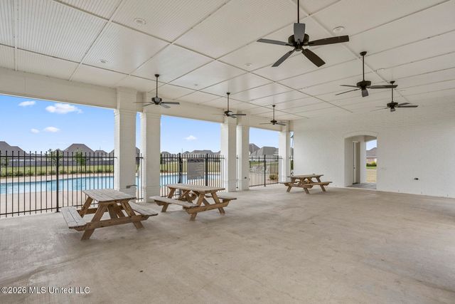 589 E Park Street, Canton, MS 39046