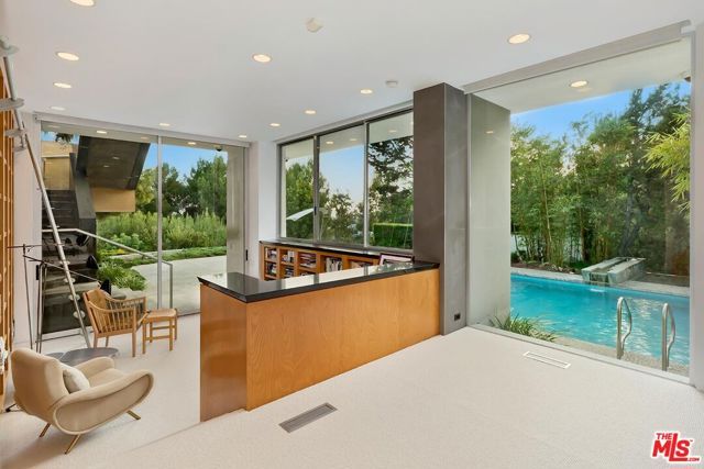 1163 Calle Vista Drive, Beverly Hills, CA 90210