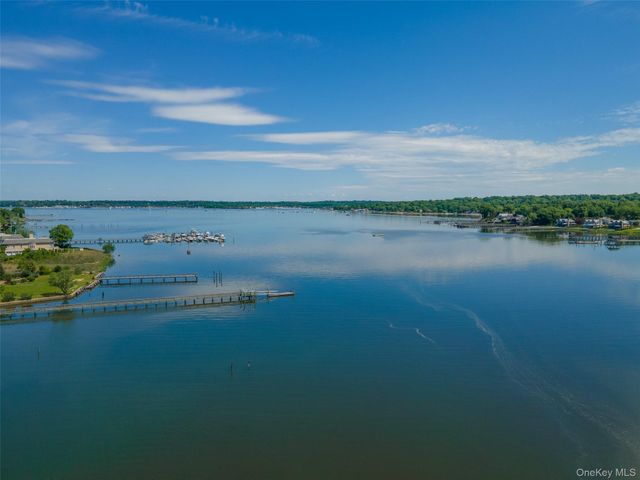 355 E Shore Road, Great Neck, NY 11023