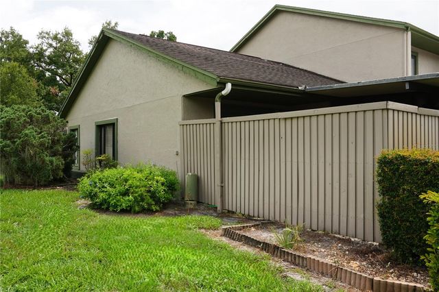 7807 AMBERLEA COURT 7807, Tampa, FL 33637