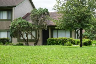 7807 AMBERLEA COURT 7807, Tampa, FL 33637