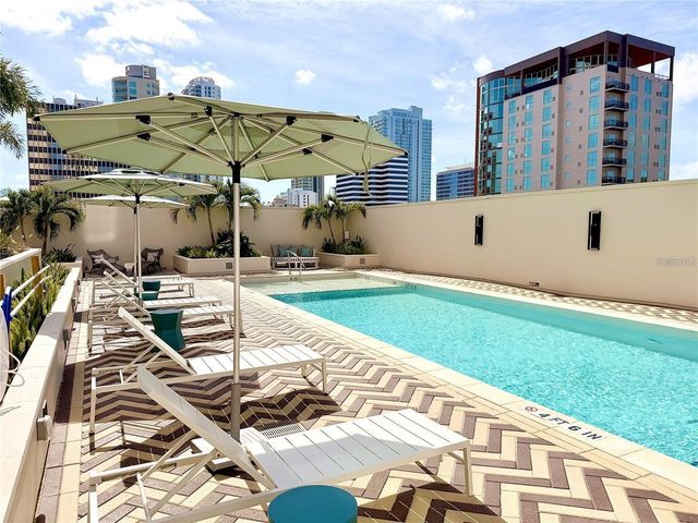 126 4TH AVENUE NE 601, St Petersburg, FL 33701