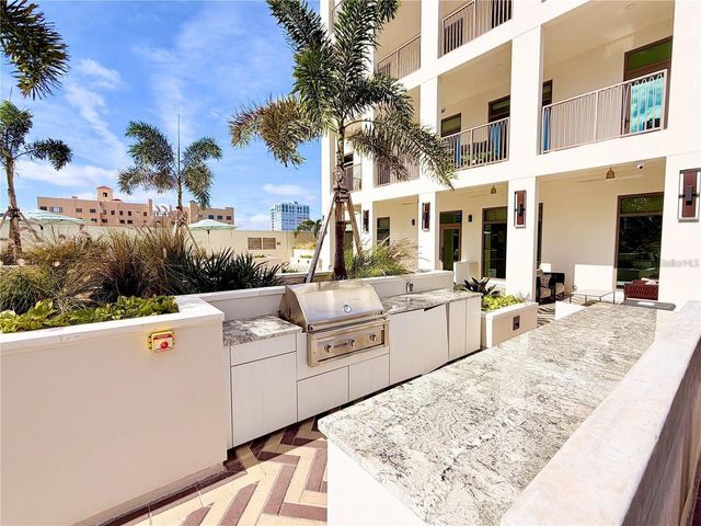126 4TH AVENUE NE 601, St Petersburg, FL 33701
