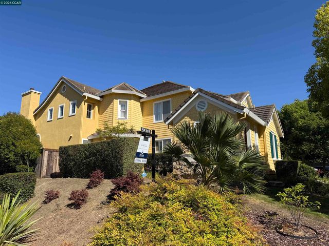 103 Secret Cv, Hercules, CA 94547