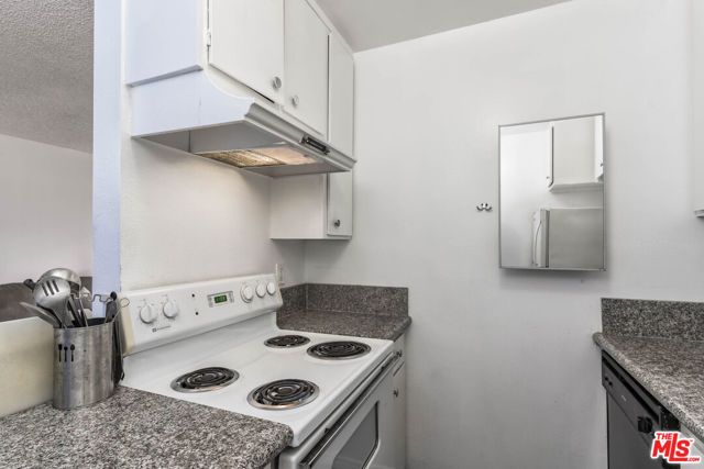 3734 S Canfield Avenue 109, Los Angeles, CA 90034