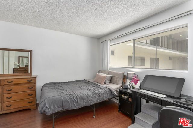 3734 S Canfield Avenue 109, Los Angeles, CA 90034