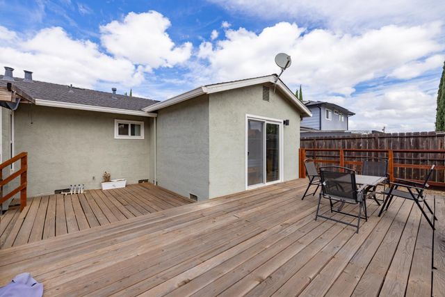 4400 Blanc Ct, Oakley, CA 94561