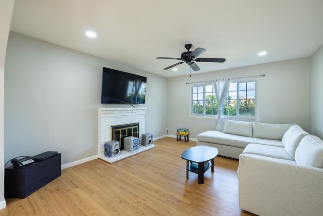4400 Blanc Ct, Oakley, CA 94561