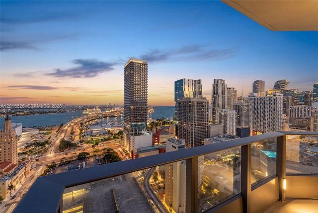 121 NE 5th St 3112, Miami, FL 33132