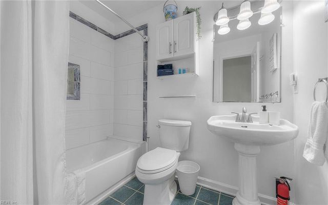 4553 Lauderdale AVE, Virginia Beach, VA 23455