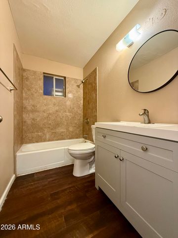 825 E 5th Street C, Mesa, AZ 85203