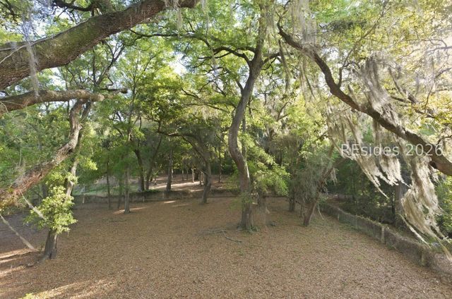 151 Tom and Mike Rd, St Helena Island, SC 29920