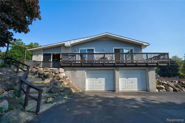 10504 Tamryn Boulevard, Holly, MI 48442