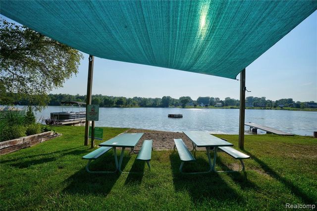 10504 Tamryn Boulevard, Holly, MI 48442