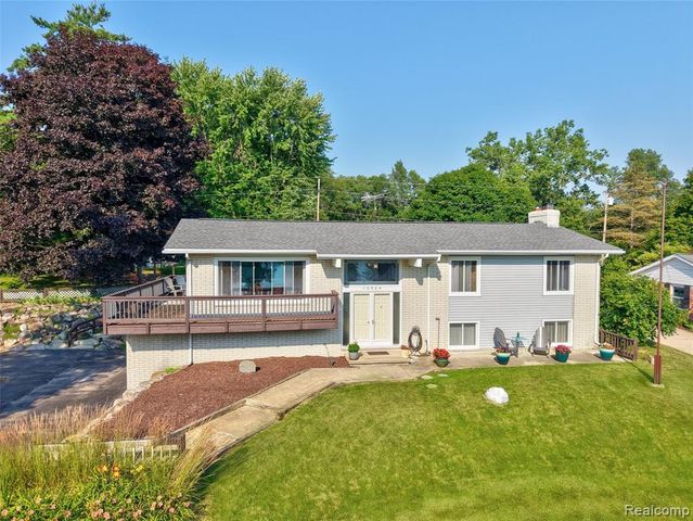 10504 Tamryn Boulevard, Holly, MI 48442