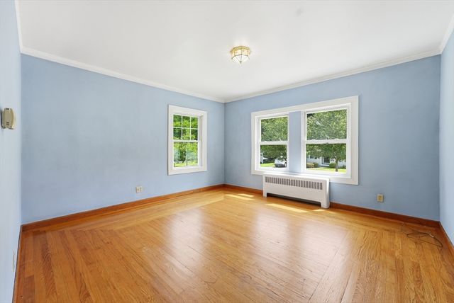 19 Depot St, Belchertown, MA 01007