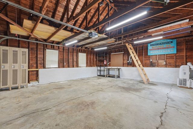 19 Depot St, Belchertown, MA 01007