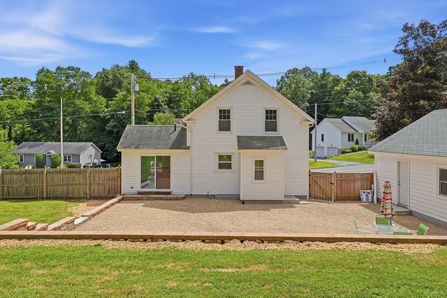 19 Depot St, Belchertown, MA 01007