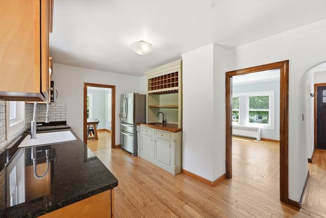 19 Depot St, Belchertown, MA 01007