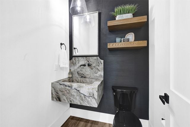 7244 Red Oak Grove Road, Montgomery, TX 77316