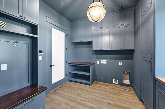 7244 Red Oak Grove Road, Montgomery, TX 77316