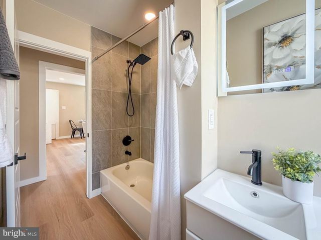 1838 LUKENS AVE, Willow Grove, PA 19090